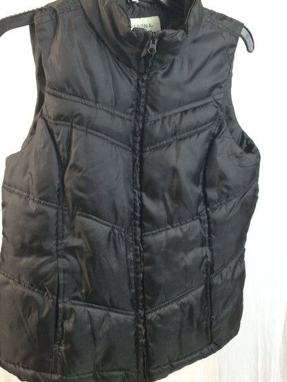 Merona Women Puffer Vest