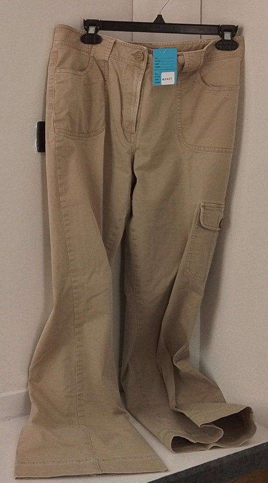 St John's Bay Brown Cargo Pants