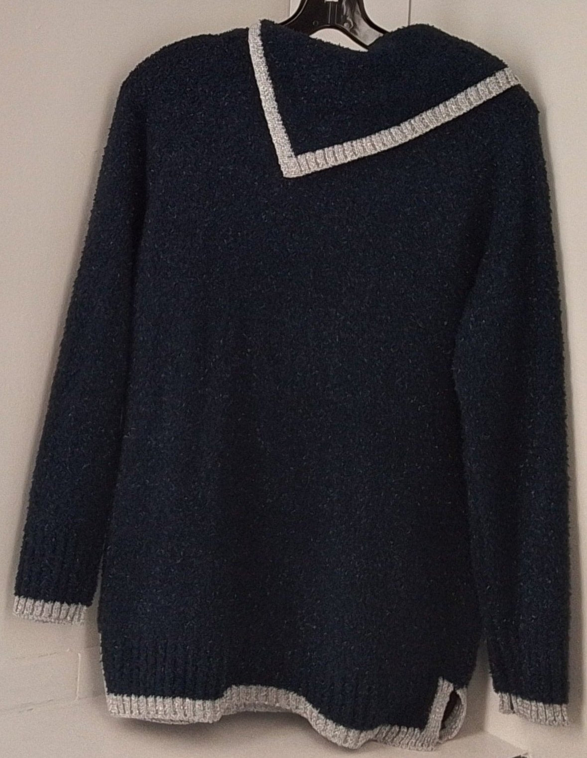 Crown & Ivy Blue Sparkly Sweater