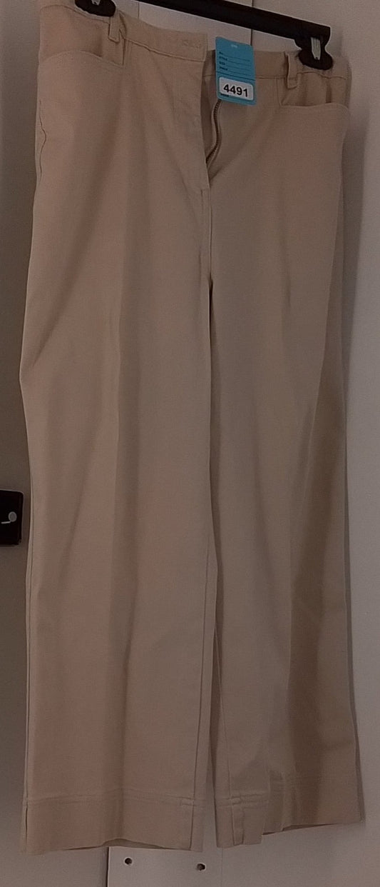 Kim Rogers Women's Tan Capris